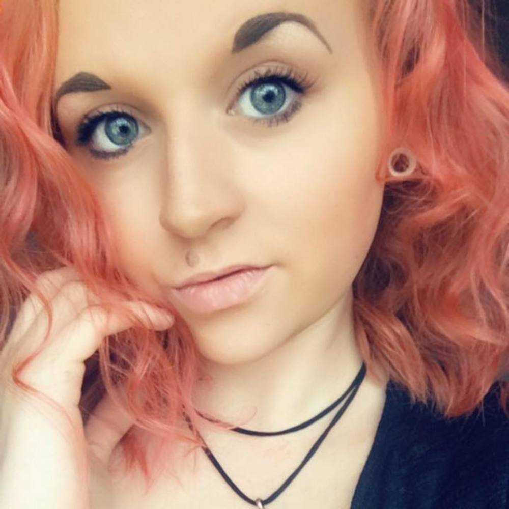 Meet your Posher, Abbi